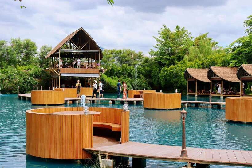 Bangkok: Bubble in the Forest Cafe Photography Journey - Photo Stop First, Then Relax: Why the Order Matters