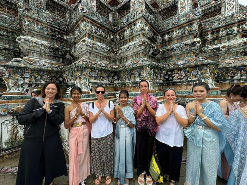 Bangkok: Canal Tour, River Local Life & Wat Arun Guide Visit - Why Bangkok’s khlong canals feel like a different city