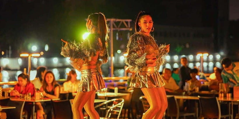 Bangkok: Carnival Dinner Cruise with Free-Flow Beer & Buffet - Why This Carnival Cruise Feels Like a Special Night in Bangkok