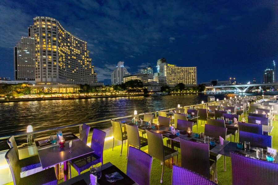 Bangkok: Chao Phraya Alangka Cruise at Icon Siam - What the Route Feels Like: A Calm Evening With City Motion