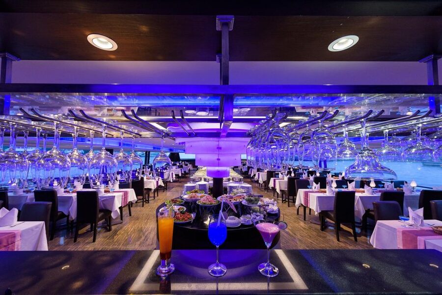 Bangkok: Chao Phraya Princess Dinner Cruise Ticket - Weather, Crowds, and What to Bring for Comfort
