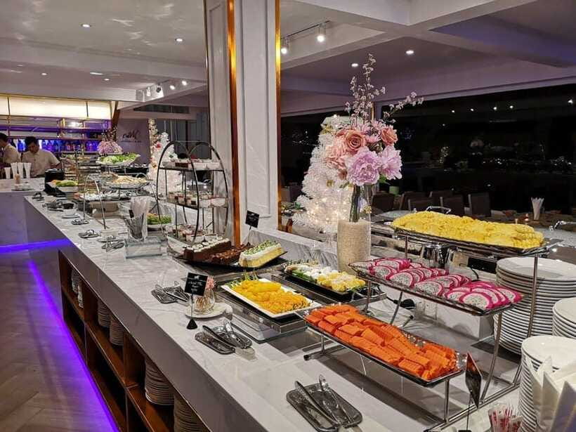 Bangkok: Chao Phraya River Meridian Cruise with Buffet - Seating, Views, and the Sweet Spot for Photos