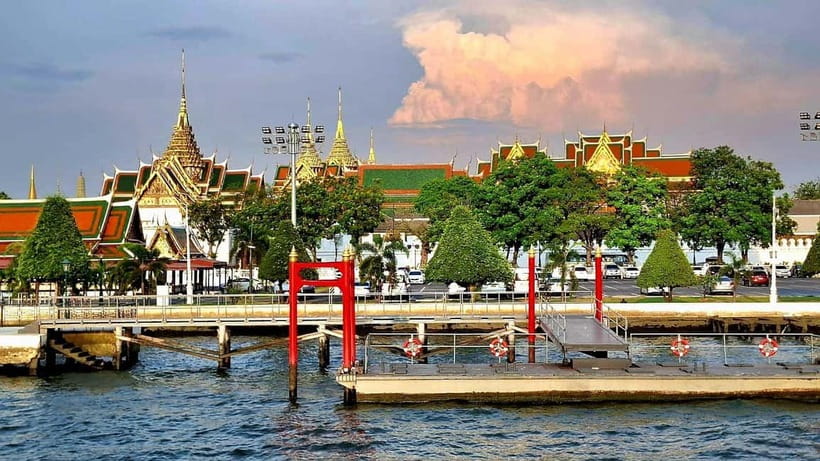 Bangkok : Chaophraya Booze Cruise – Drinks Onboard - When this cruise fits best, and when it might not