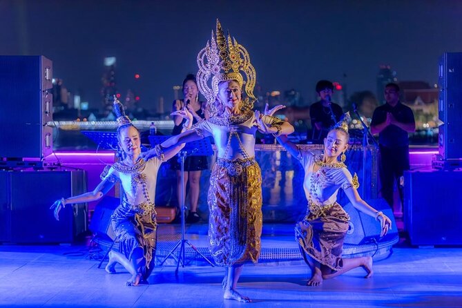 Bangkok Chaophraya Dinner Cruise with Thai Cultural Show - The Buffet Dinner: 30+ Dishes, Seafood, and Real Variety