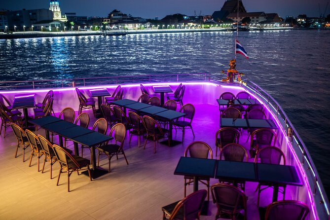 Bangkok Chaophraya Dinner Cruise with Thai Cultural Show - How the Thai Cultural Show Works Onboard