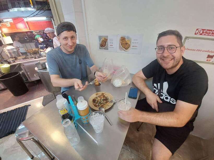 Bangkok: Chinatown Food Tour with Michelin Food Stalls - What This Tour Is Best For (And Who Should Skip It)