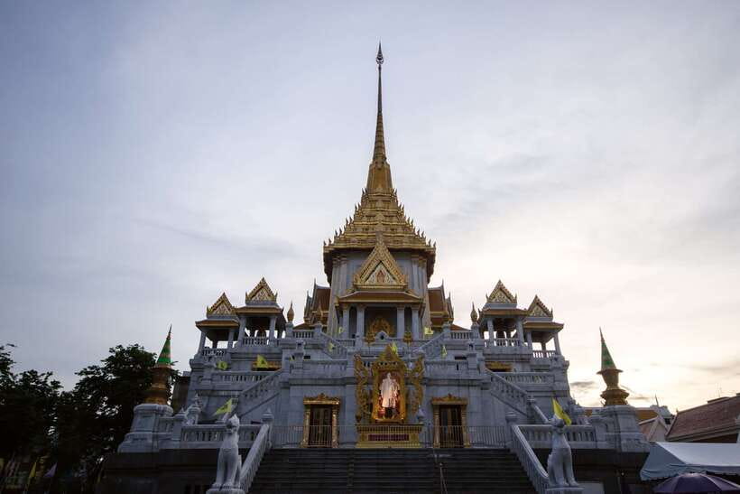 Bangkok: Chinatown Night Food Tour - From Bangkok Center Hotel to Seven Eateries: The Walking Rhythm