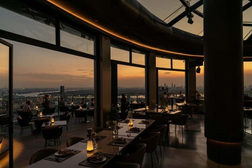 Bangkok: Cielo Sky Bar & Restaurant Rooftop - How the 90 minutes usually plays out on the rooftop