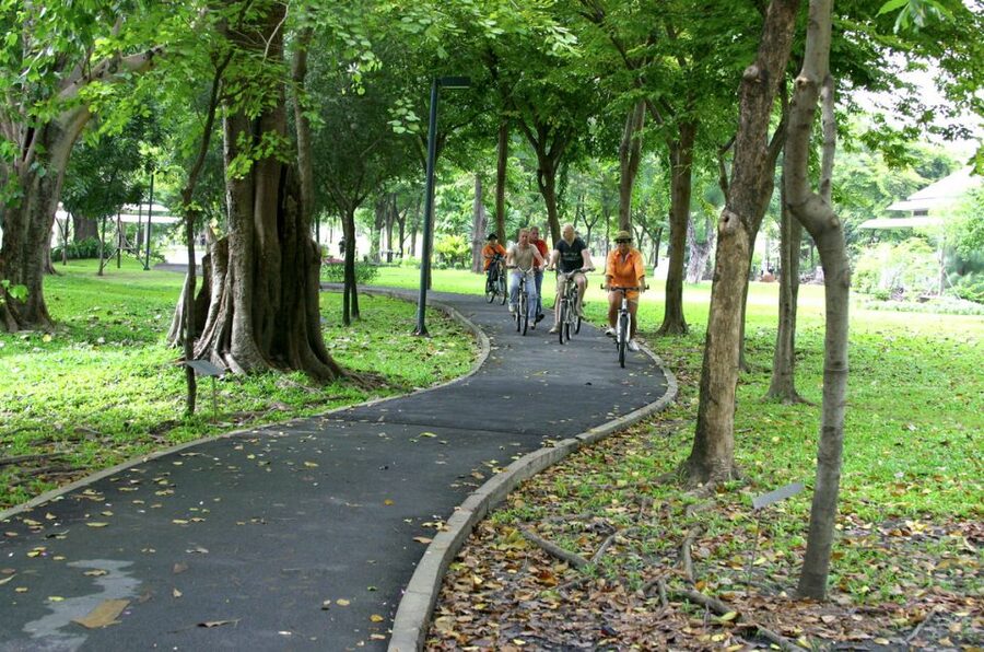 Bangkok: City Culture half-day Bike Tour - First Pedals From Rama III, Bikes, Helmets, and a Temple Reset