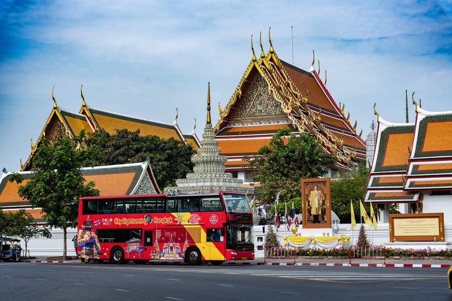 Bangkok: City Sightseeing Hop-On Hop-Off Bus Tour - Stops, Heat, and Finding the Bus Without Stress