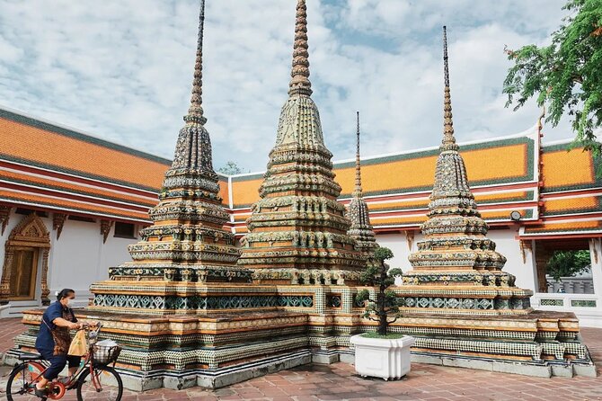 Bangkok City Tour with Guided Temple Visits and Shared Transfers - Meeting point: Baiyoke Sky Hotel is your anchor for the day