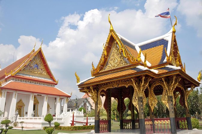 Bangkok Combo: Tuk Tuk App Pass, Chao Phraya Boat & E-sim - Key things to know before you ride