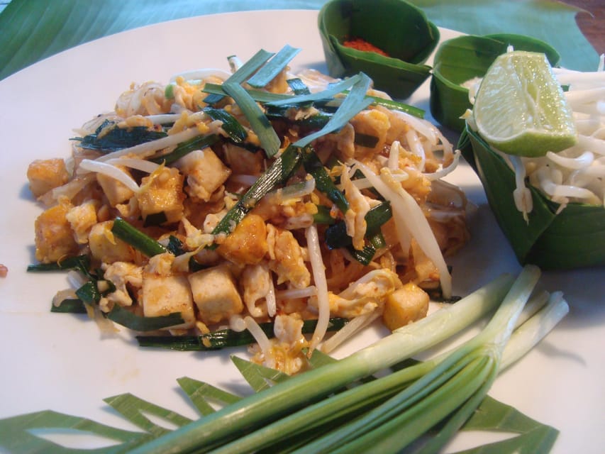 Bangkok: Cook authentic Thai food with Smart Cook - Meet the Instructor, Get Real Feedback