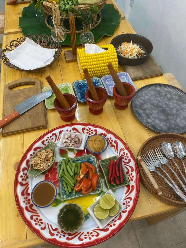 Bangkok Cooking Class : Traditional Thai dishes&Market Trip - Why this cooking class starts at a Bangkok market, not in a kitchen