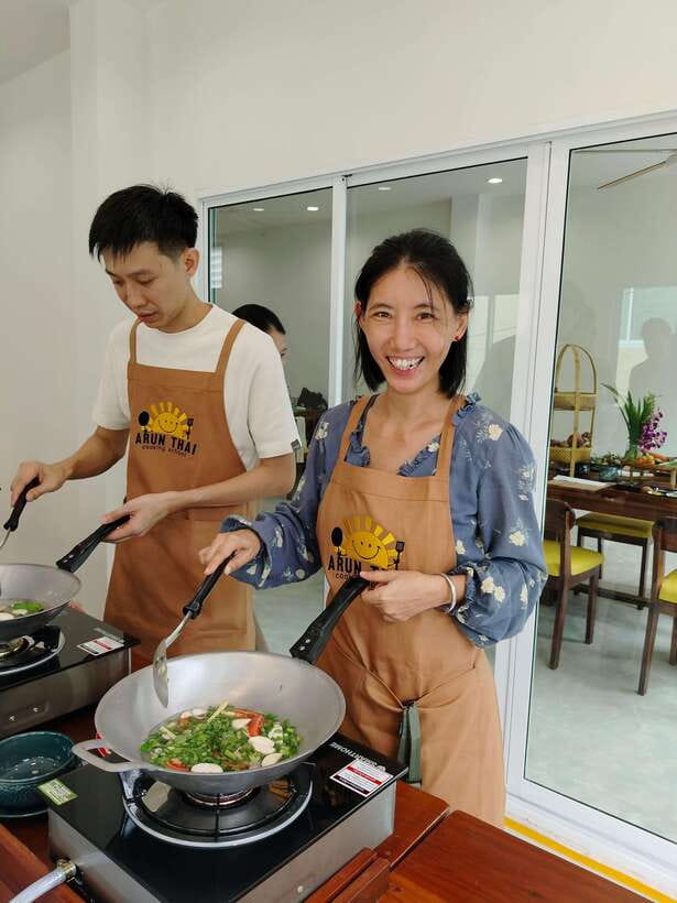 Bangkok: Cooking Class + Tuk Tuk Ride + Market Tour - Vegetarian options and allergies: what you should handle before you go