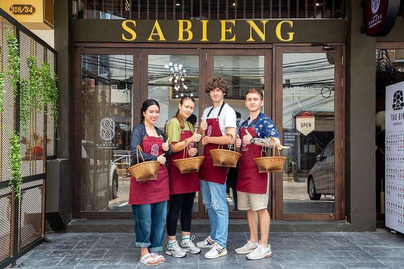 Bangkok: Cooking Class with Market Visit & Tuk Tuk Ride - Dietary options and spice control without drama