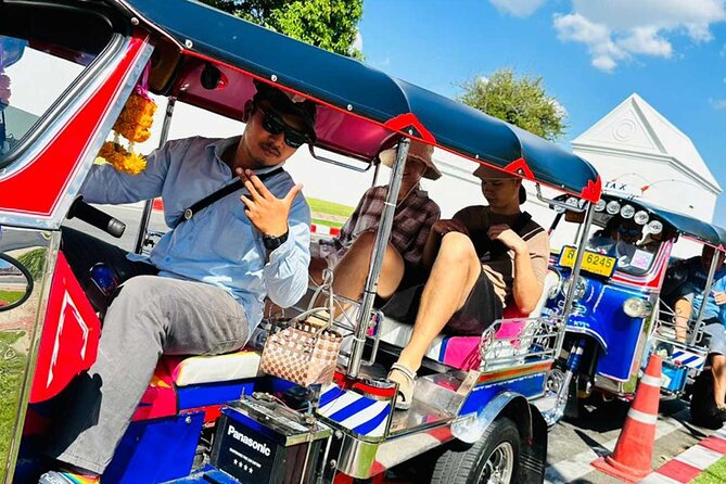 Bangkok Day Tour: Food, Temple & Tuk-Tuk - Rattanakosin and the Old City in a short 15 minutes