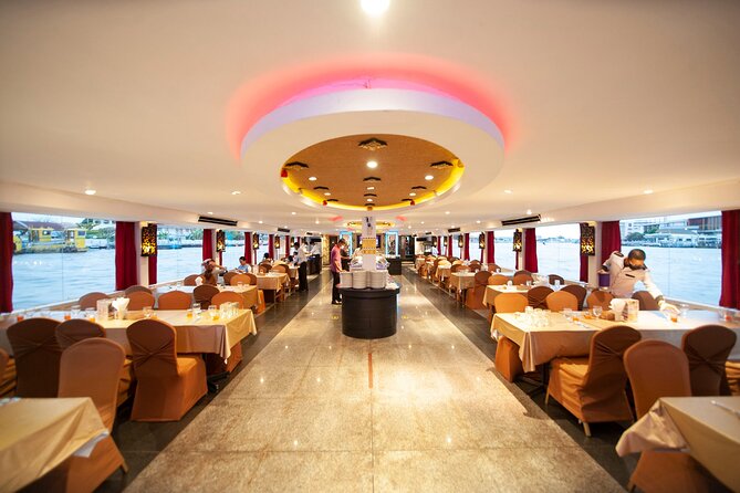 Bangkok Dinner Cruise on the Chao Phraya River - Wat Arun and the Grand Palace after dark: the real itinerary magic