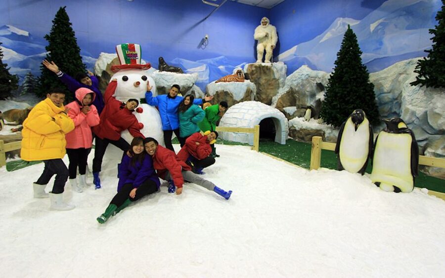 Bangkok: Dream World Entrance Ticket - Fantasy Land and the Cartoon-Friendly Side of Dream World