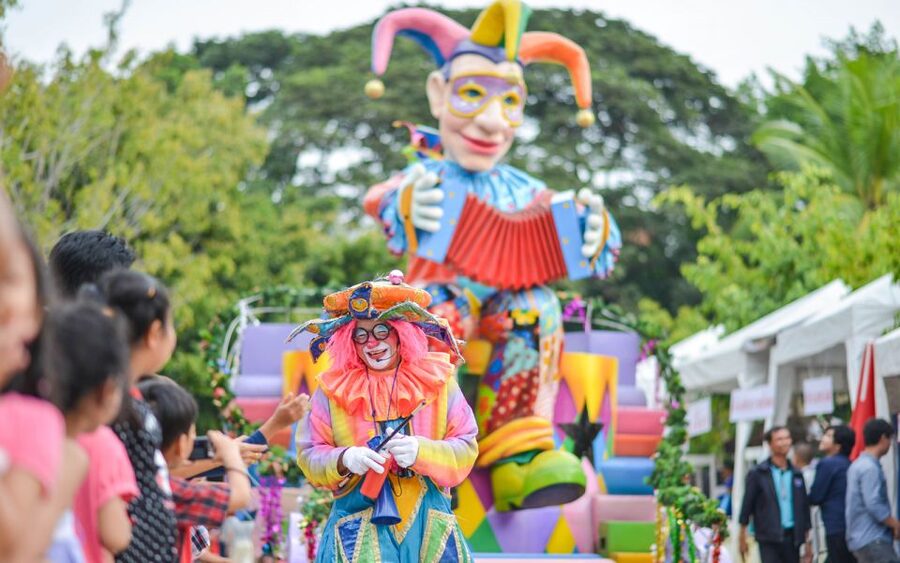 Bangkok: Dream World Entrance Ticket - Snow Town at -8°C: The Winter Detour You Should Plan Around
