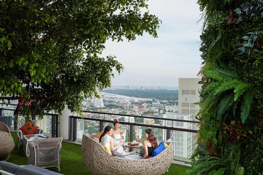 Bangkok: Enjoy Fine Thai Food with Panoramic Rooftop Views - International atmosphere, Thai cuisine, and a chef-led feel