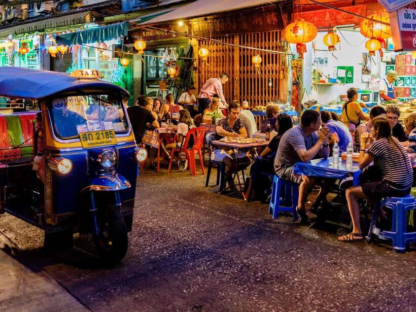 Bangkok: Evening Tour with Wat Arun, Wat Pho & Tuk Tuk Ride - Wat Arun’s mosaics and carvings, explained in plain terms