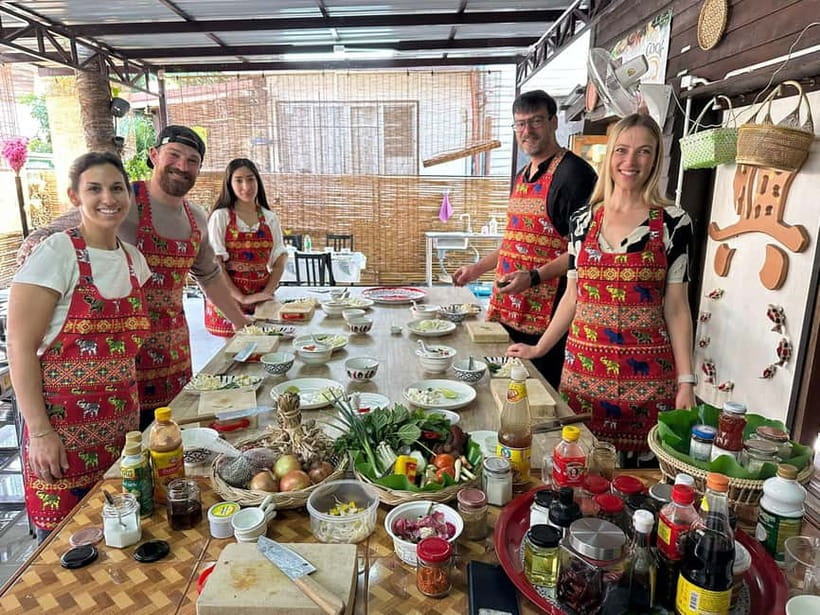 Bangkok: Favourite Thai Flavors Cooking Class by Smart Cook - Pad Thai: Getting the Stir-Fry Rhythm and Flavor Balance Right