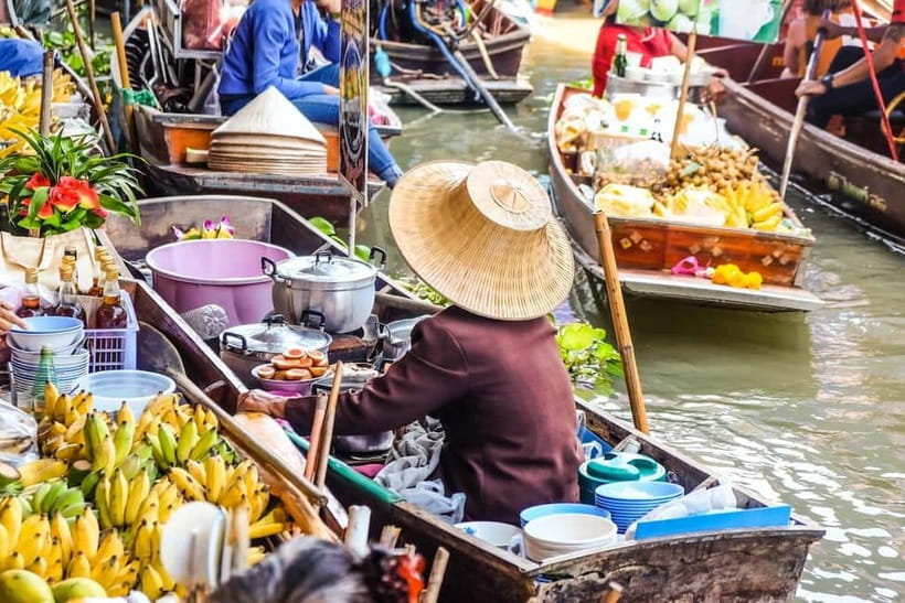 Bangkok: Floating Market, Phra Pathom Pagoda & Cafes Tour - Key things I’d actually plan around