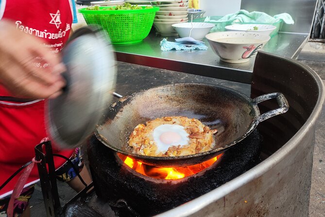 Bangkok Food Tour by Tuk Tuk - Hotel-pickup & Dinner - Pattana Property Market: your first wave of Bangkok flavors
