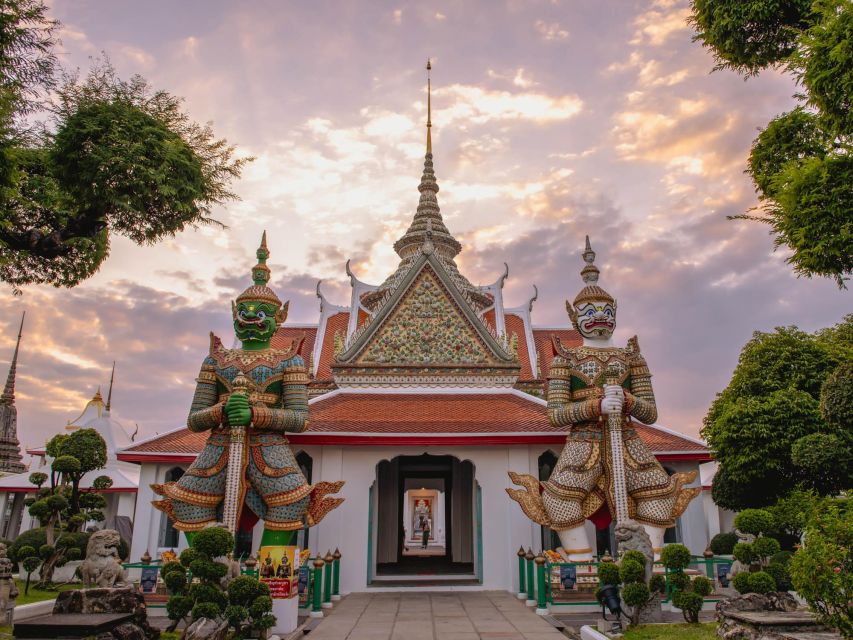 Bangkok: Grand Palace and Wat Arun Guided Walking Tour - Key things to know before you go