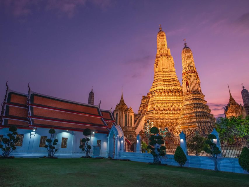 Bangkok: Grand Palace and Wat Arun Guided Walking Tour - Small group benefits, and how guides can make or break it