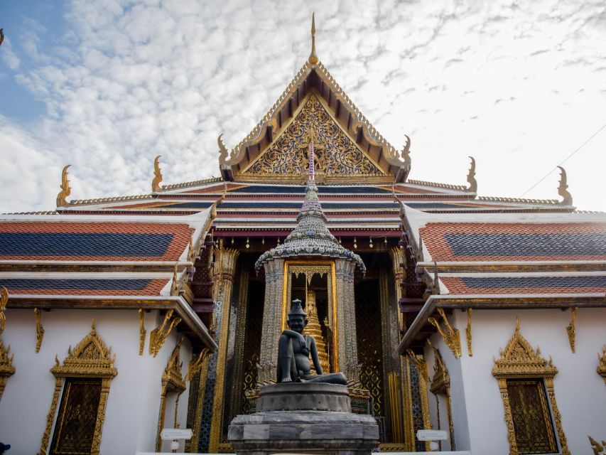 Bangkok: Grand Palace and Wat Arun Guided Walking Tour - Timing tips for heat, crowds, and photo quality