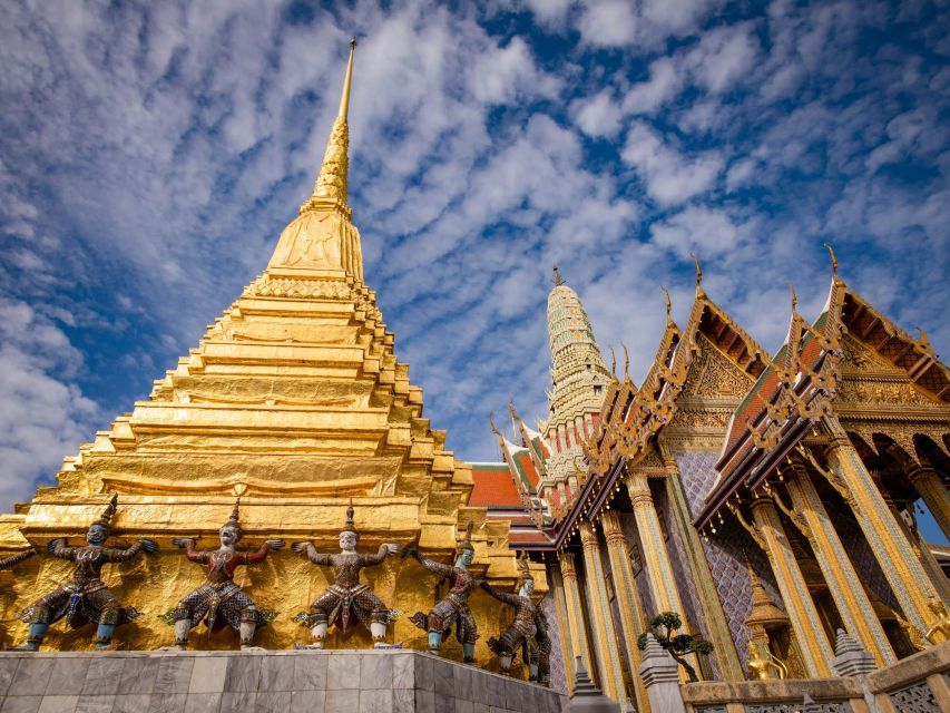 Bangkok: Grand Palace and Wat Phra Kaew Guided Walking Tour - Guide Quality: The Difference Between Seeing and Understanding