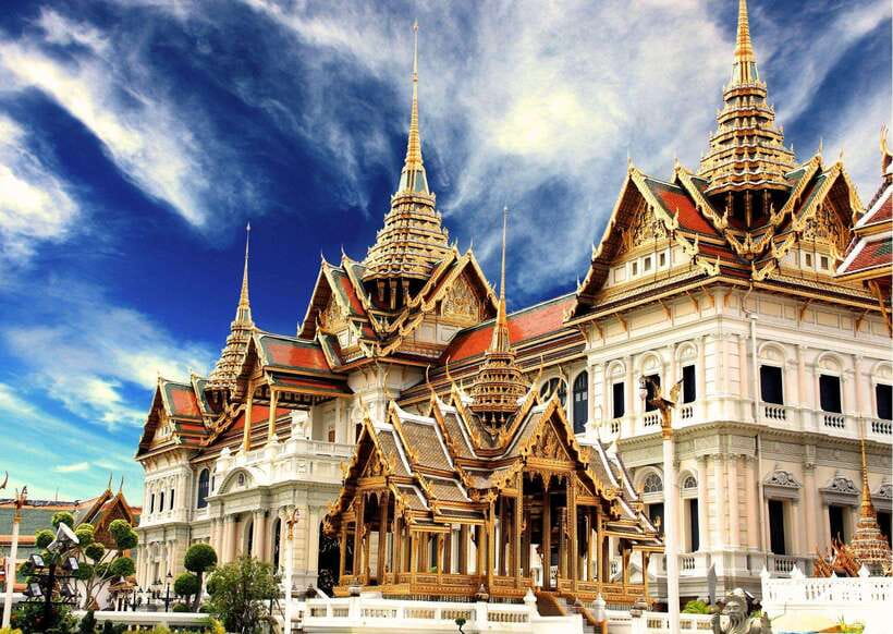 Bangkok: Grand Palace & Emerald Buddha Entry with Audioguide - Why this priority entry matters at Bangkok’s Grand Palace