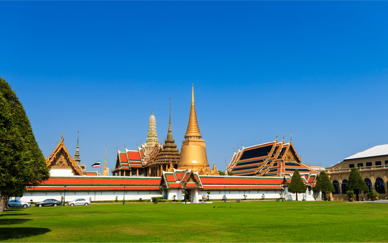 Bangkok: Grand Palace Skip-the-Line Entry Ticket - Skipping the Mani Nopparat Gate line, and why it matters