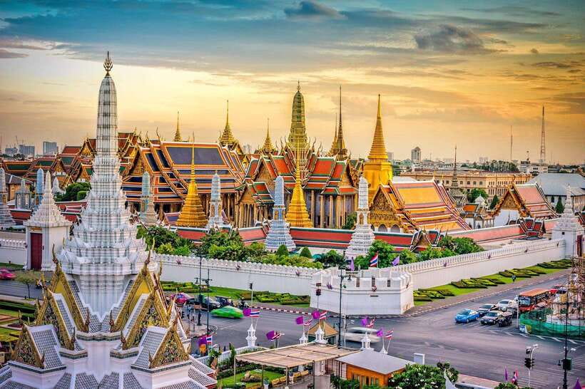 Bangkok: Grand Palace, Wat Pho, Wat Arun and Wat Sa Ket Tour - Price and Time: What You Get for Around $37