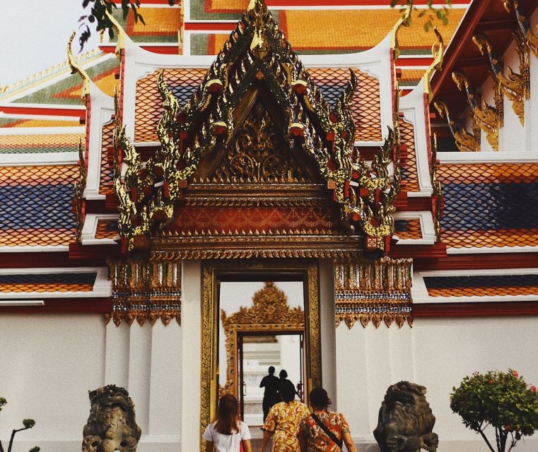 Bangkok: Half Day City and Temples (join tour) - The A/C van and the driver, why the logistics matter more than you think