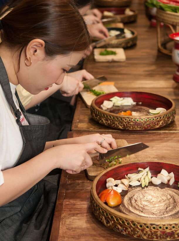 Bangkok: Hands-on Thai Cooking Class and Market Tour - Morning class: the market tour built for real ingredient choices