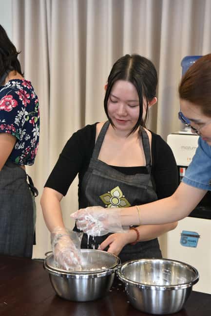 Bangkok: Hands-on Thai Cooking Class & Market Tour in Sathon - Meeting in Sathon, Then Walking to the Market