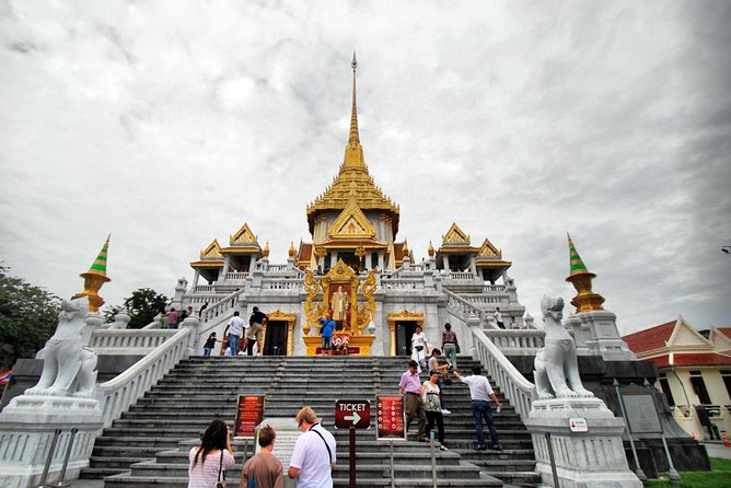 Bangkok Heritage Highlights: Grand Palace & Three Temples Tour - When the Palace Is Closed: Wat Traimit as Your Alternative Plan