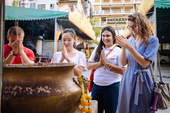 Bangkok Hidden Gems: Talad Noi, Chinatown & Street Food Tour - Chinatown Proper: Crowds, Quick Culture, and Street Food You Can Copy Later