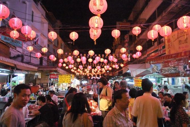 Bangkok Hidden Paths Night Biking Tour with Street-food Meal - Past the big sights: residential streets and the “third capital” feeling