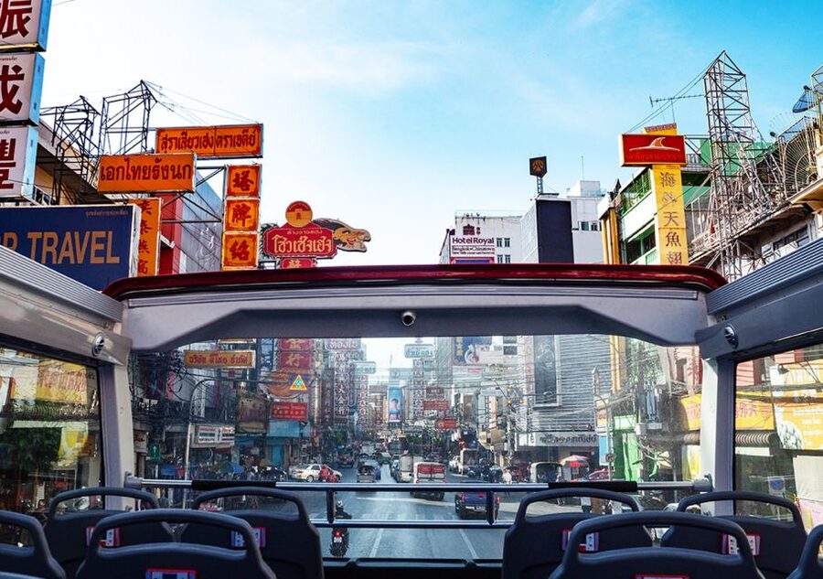 Bangkok: Hop-On Hop-Off Bus with 24, 48 or 72-Hour Validity - Finding the Bus at Siam Paragon and Central World