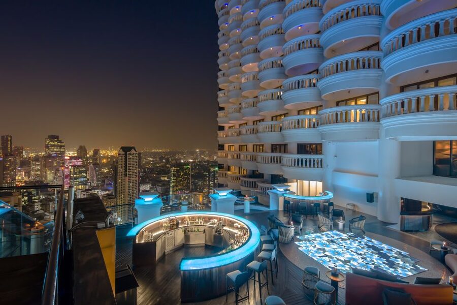 Bangkok: Lebua Rooftop Bar Reservation & Round-Trip Transfer - What the Evening Feels Like Up There