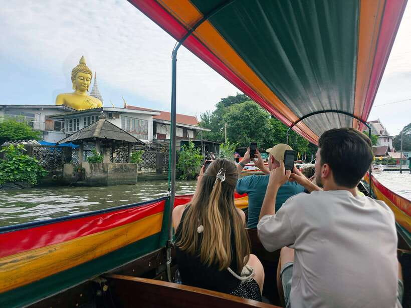 Bangkok Long Boat Canal a Big Buddha & Culture Markets Tour - Getting Oriented at Tha Chang Pier, Then Heading Toward Thonburi