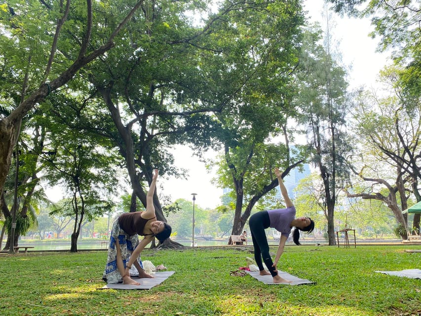 Bangkok: Lumpini Park Yoga Experience - Your 75 Minutes: Yoga, Breathwork, and a Little Park Time