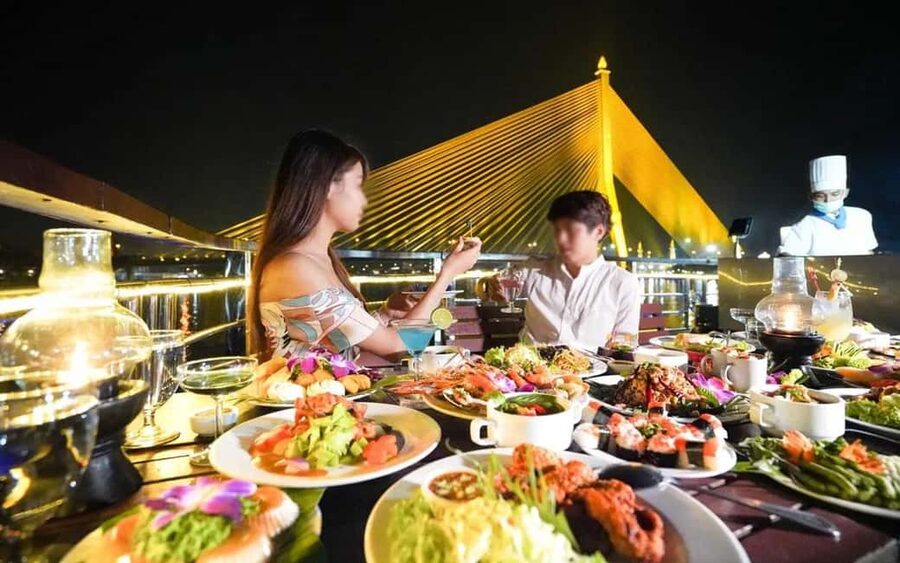 Bangkok: Luxury White Sunset or Dinner Cruise with Beer - Key things to know before you go