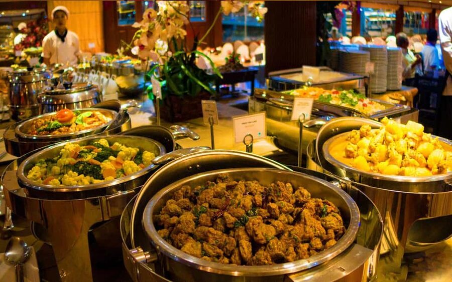 Bangkok: Luxury White Sunset or Dinner Cruise with Beer - Should you book the Luxury White river cruise?