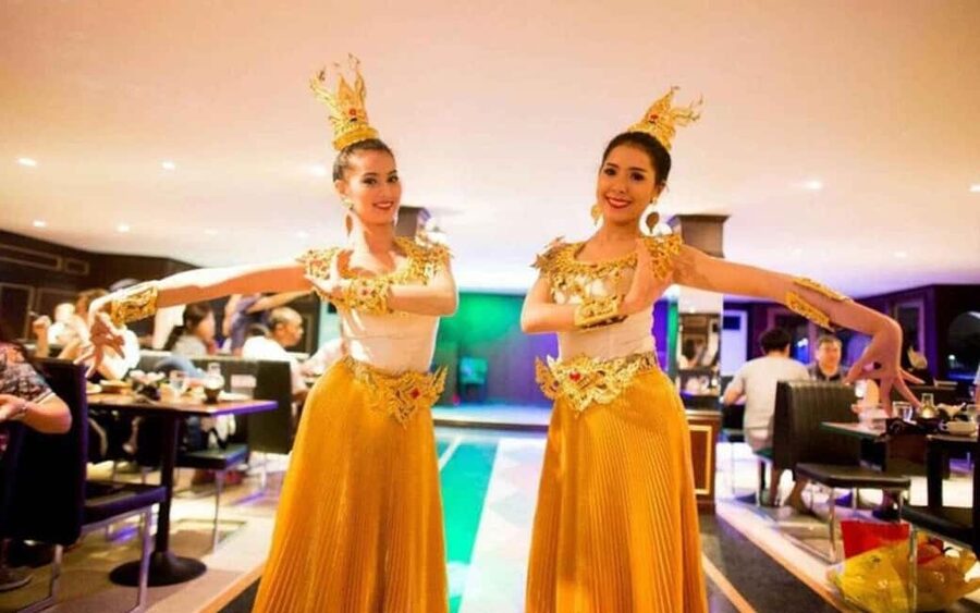 Bangkok: Luxury White Sunset or Dinner Cruise with Beer - What You See on the Chao Phraya, Wat Arun to the Grand Palace views
