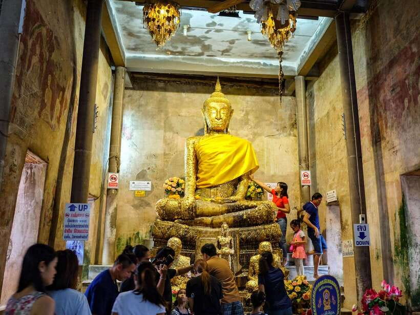 Bangkok: Maeklong Railway & Amphawa Floating Market Day Trip - Price and Value at Around $49, What’s Covered and What You Should Budget